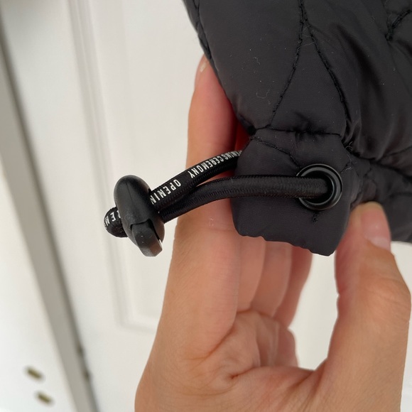 NWT OPENING CEREMONY Reversible Heart Print Puffer - Picture 13 of 14